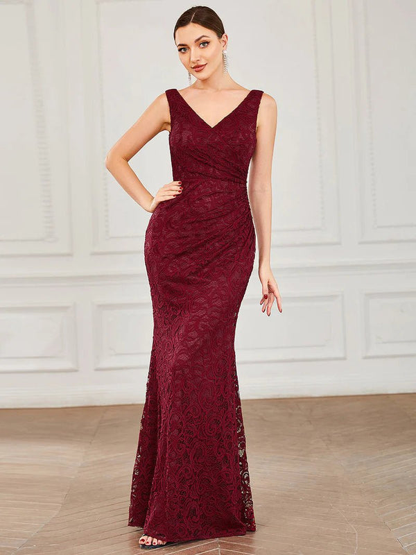 Lace V-Neck Fitted Evening Dress - CALABRO®